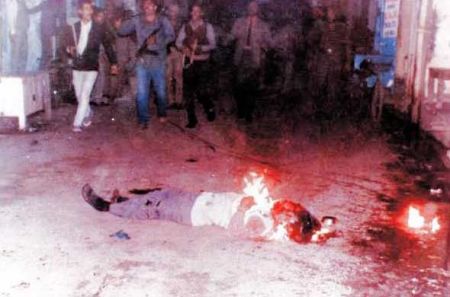 Sikh Man Burnt Alive by Genocidal Mobs in New Delhi - 1984