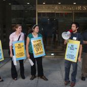 Information picket outside Pacific Rim Mining AGM