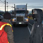 Elsipogtog Solidarity Action Shuts Vancouver Port