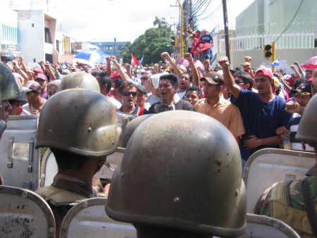 Coup Resistance Steadfast in Honduras