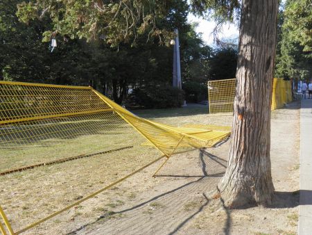 Grandview Park Fence Taken Down Again