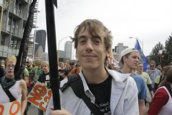 Indymedia Reporter Detained in "No Mans Land" on his way to Vancouver Olympics